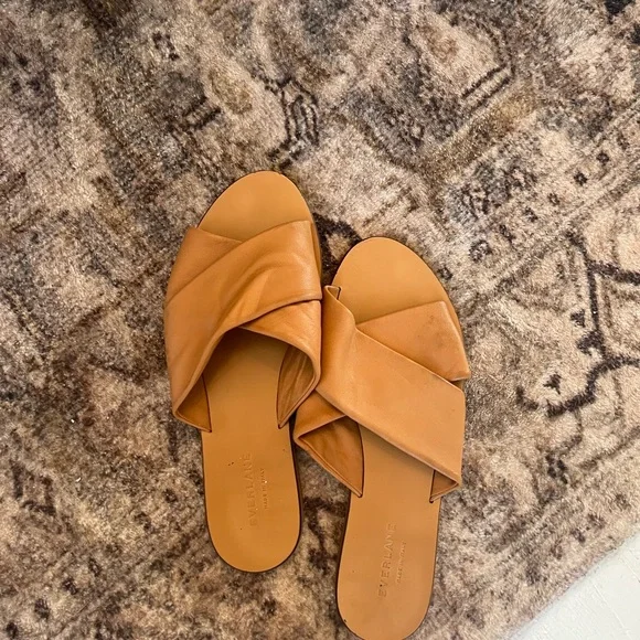 Everlane camel day crossover Sandal - Picture 5 of 5